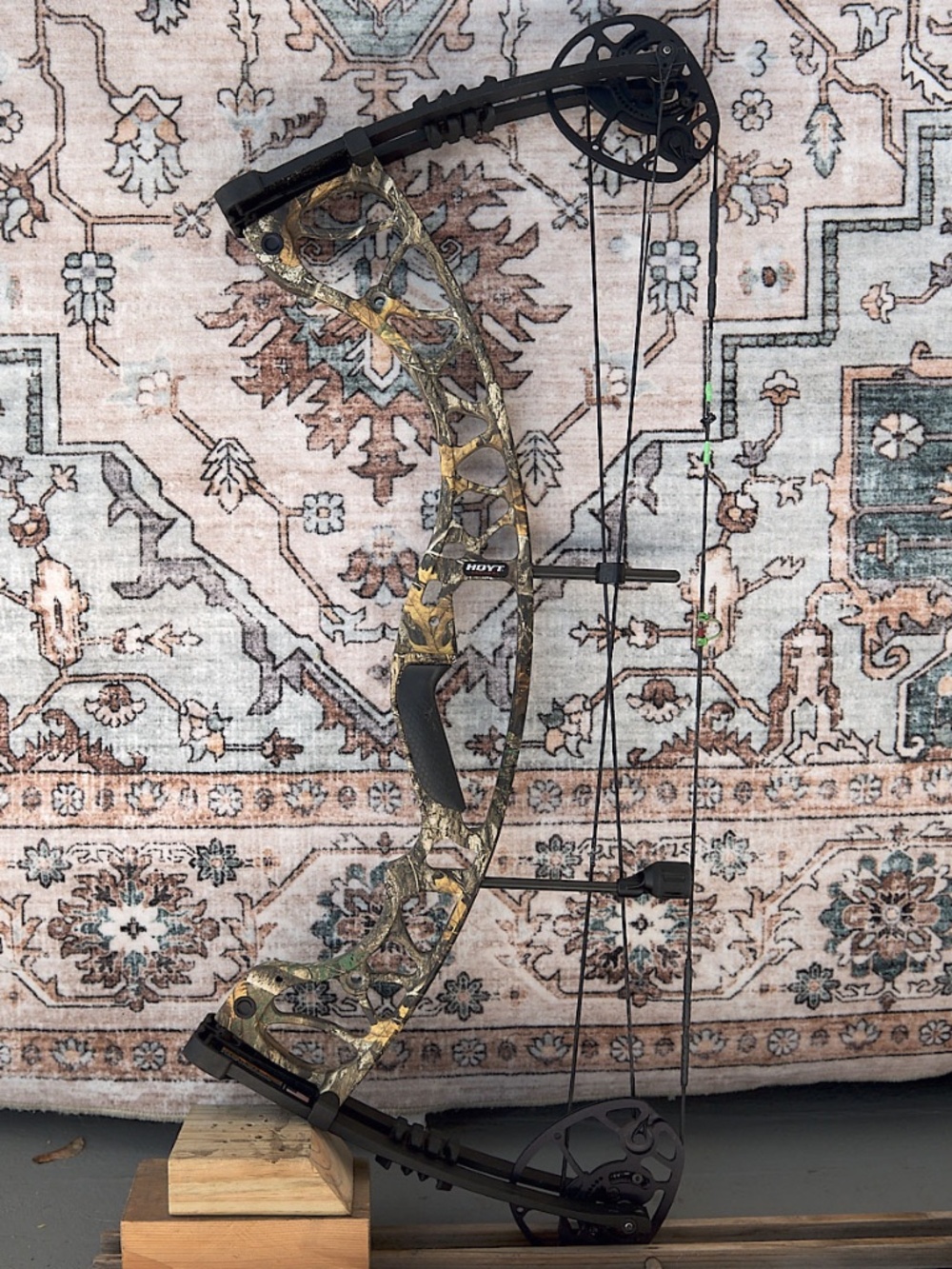 *** Hoyt Torrex Right Handed Bow | Realtree Edge Camo
